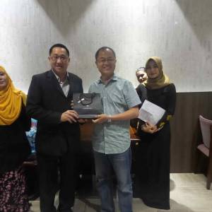 annual-dinner-2016-12-300x300xc  