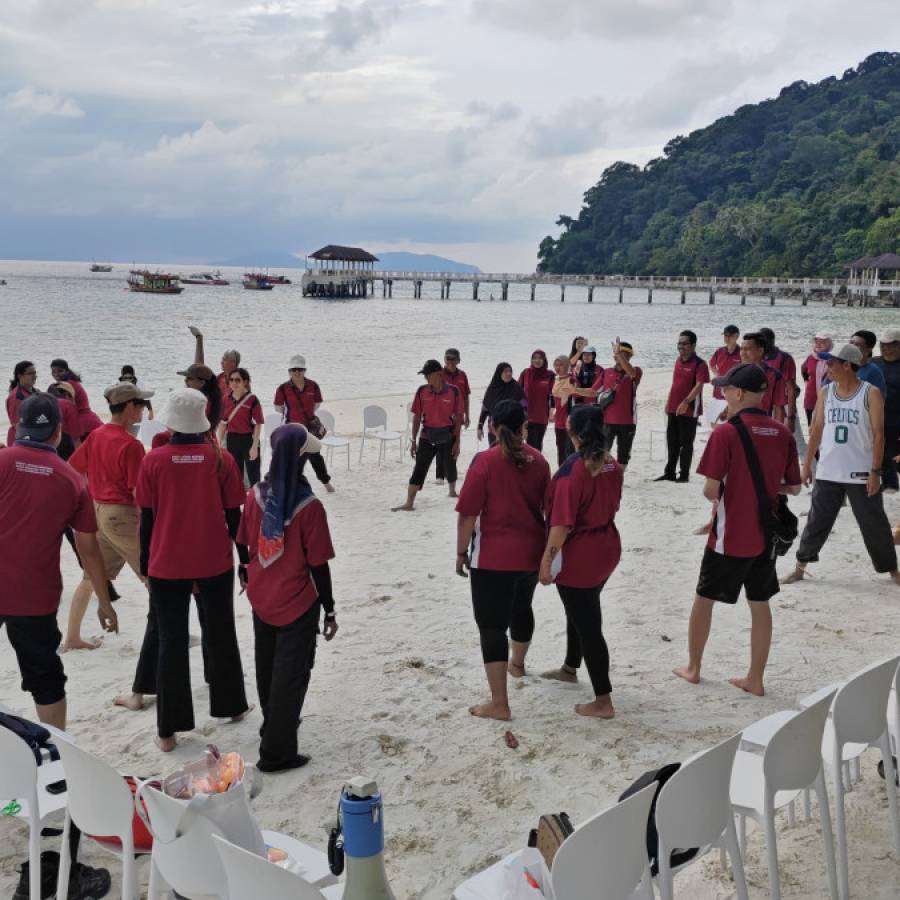 IMG_20250916_165527-900x900xc  