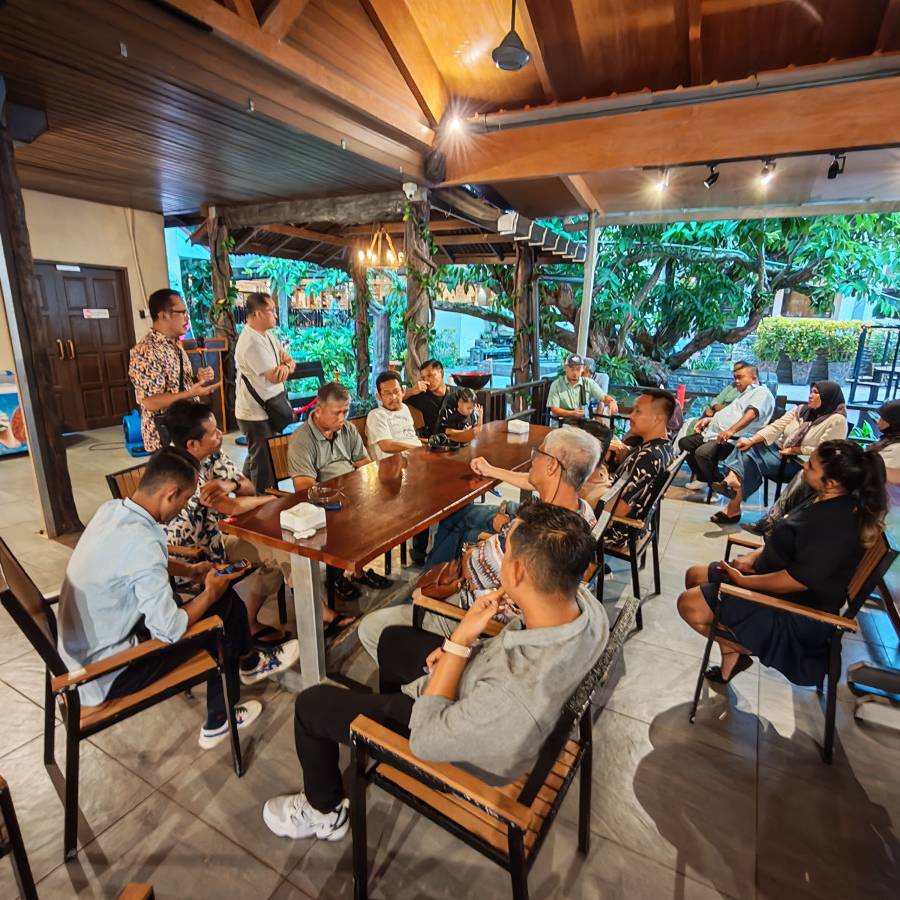 IMG_20250917_184057-900x900xc  